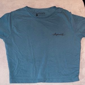 alphalete cropped tee
